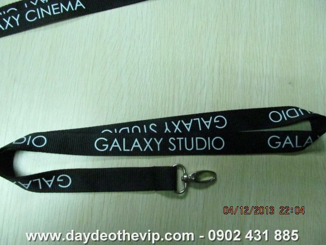 http://daydeothevip.com/wp-content/uploads/2013/05/day-deo-the-mau-galaxy-studio_0001.jpg